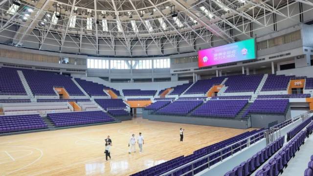 湖人末节爆发战胜掘金