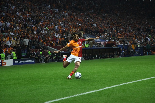 巴洛特利回忆当年在曼城的首堂训练课：我都想吐