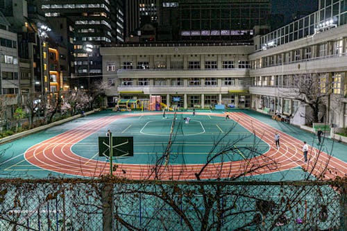 邮报：除格伊外，利物浦还在关注奥多涅斯和戴纳-奥多涅斯