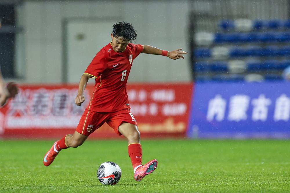 ESPN：斯洛特在利物浦很受欢迎，有人对他被萨拉赫炮轰表示同情